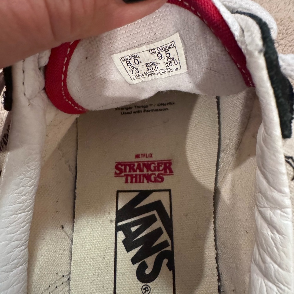 Vans Stranger Things Skater Shoes Men’s size 8 Women’s size 9.5 - Picture 7 of 15